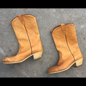 women’s cowboy boots, vintage, 8.5